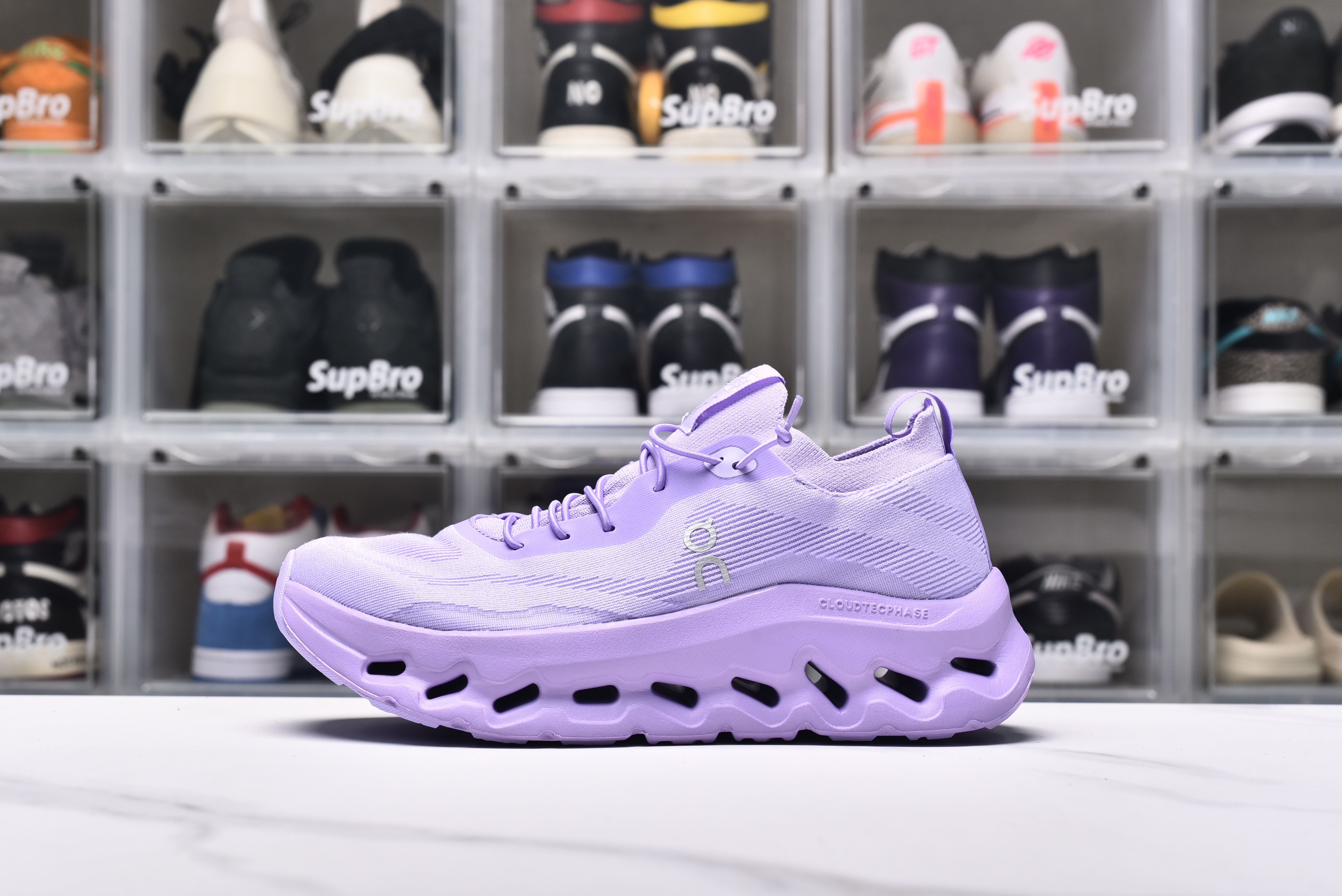 On Running Cloudtilt LOEWE 5888 PURPLE L929282X155888